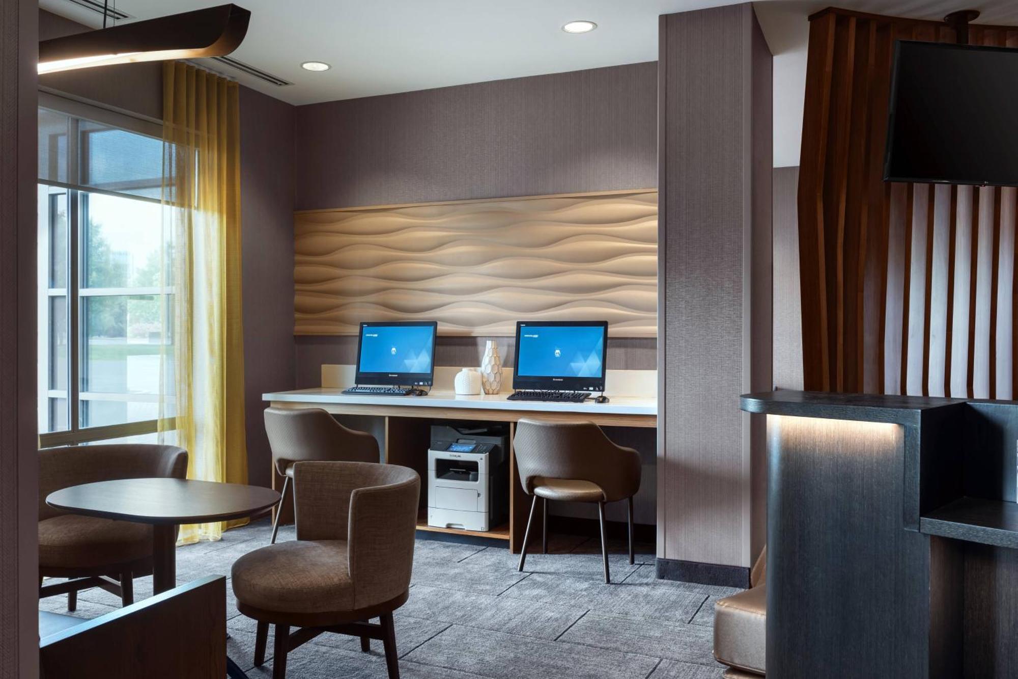Springhill Suites By Marriott Syracuse Carrier Circle East Syracuse Eksteriør bilde