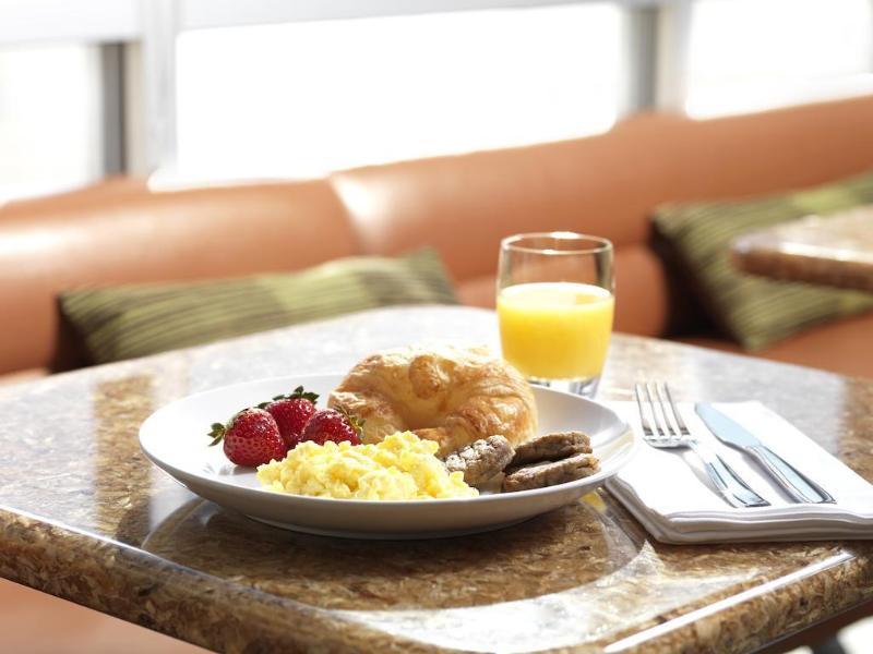 Springhill Suites By Marriott Syracuse Carrier Circle East Syracuse Eksteriør bilde